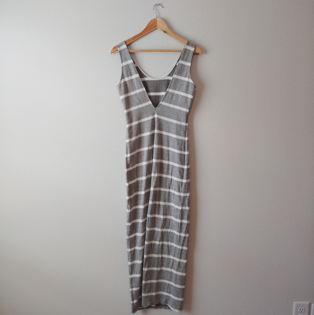 Personal Privilege Maternity Sleeveless Dress - Picture 4 of 5